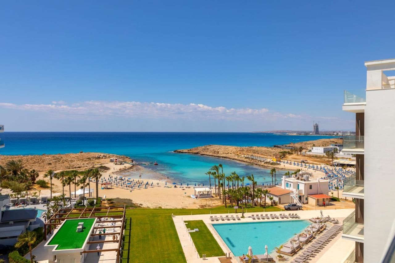 /api/cms/uploads/Chrysomare_Beach_Hotel_and_Resort_1_e148622cf7.jpg