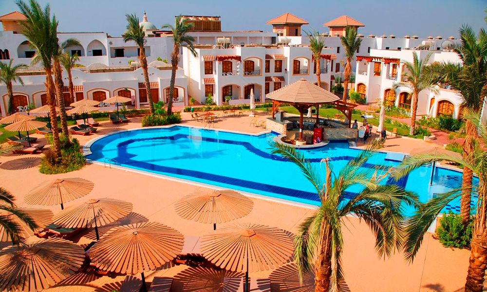 /api/cms/uploads/Coral_Hills_Resort_786ee62177.jpg