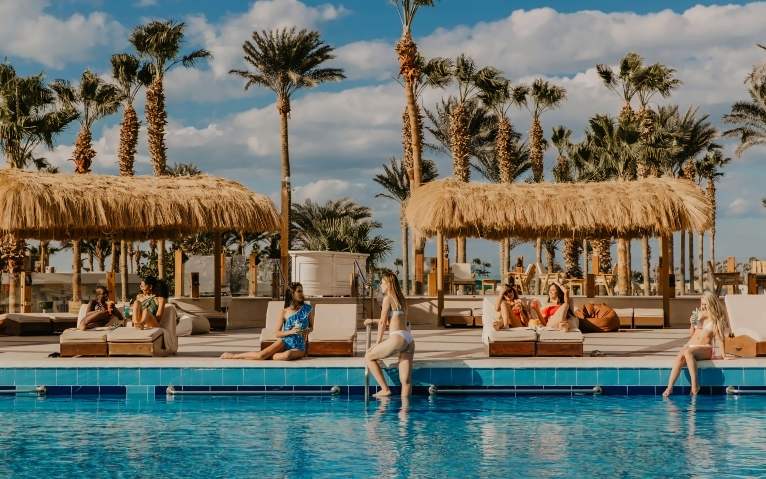 /api/cms/uploads/Meraki_Resort_780e2c8050.jpg