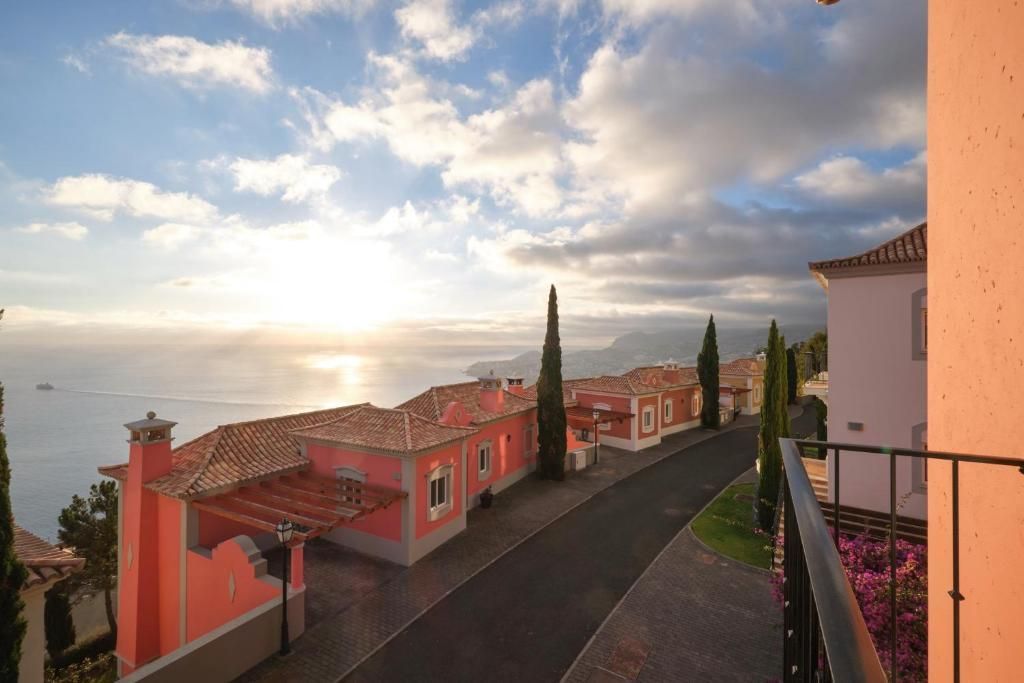 /api/cms/uploads/Palheiro_Village_5_fdcb8d392c.jpg