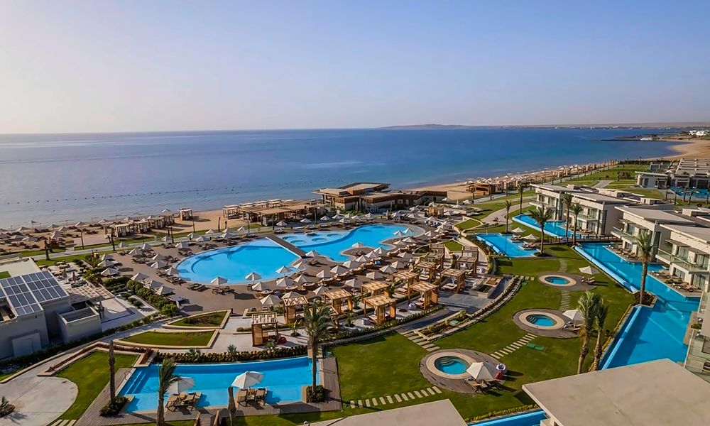 /api/cms/uploads/Rixos_Premium_Magawish_Suites_and_Villas_a785a937b3.jpg