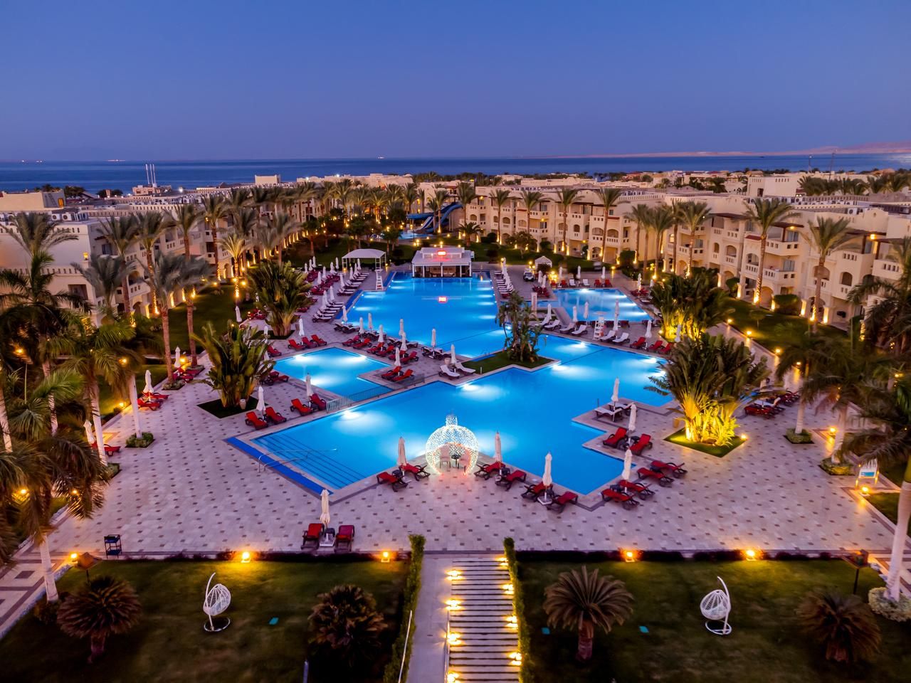/api/cms/uploads/Rixos_Sharm_El_Sheikh_442985e460.jpg