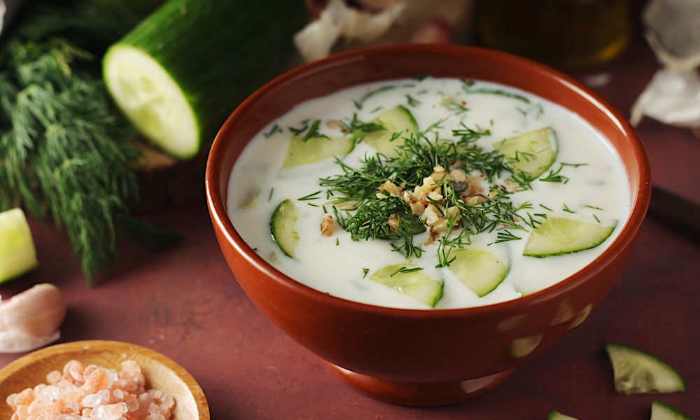 https://joinup.pl/api/cms/uploads/bulgaria_Tarator_cold_soup_cuisine_food_meal_38770a8f5f.jpg