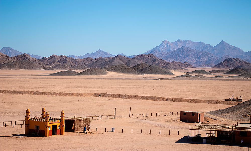 /api/cms/uploads/egypt_beduin_village_01cfa86d3d.jpg