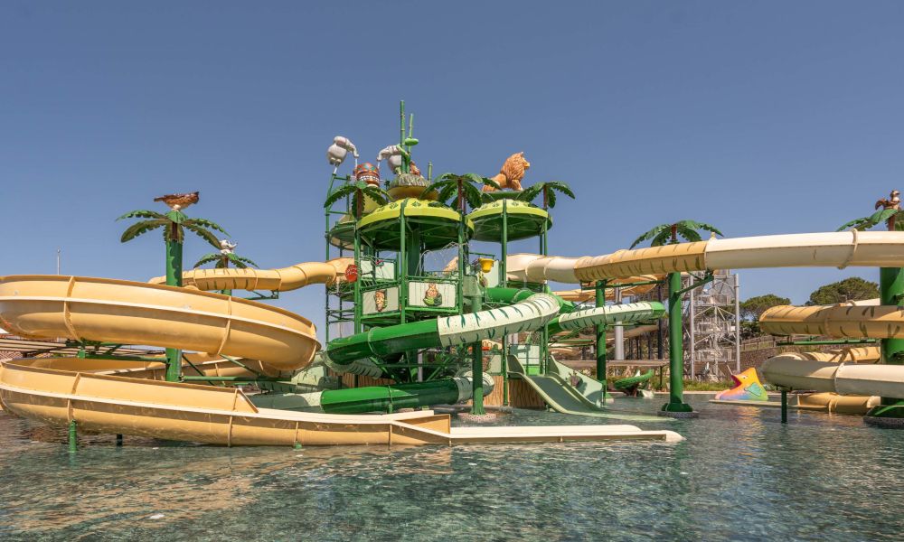 /api/cms/uploads/ethno_hotels_galeri_aquatico_aquapark_full4_92805a82c6.jpg