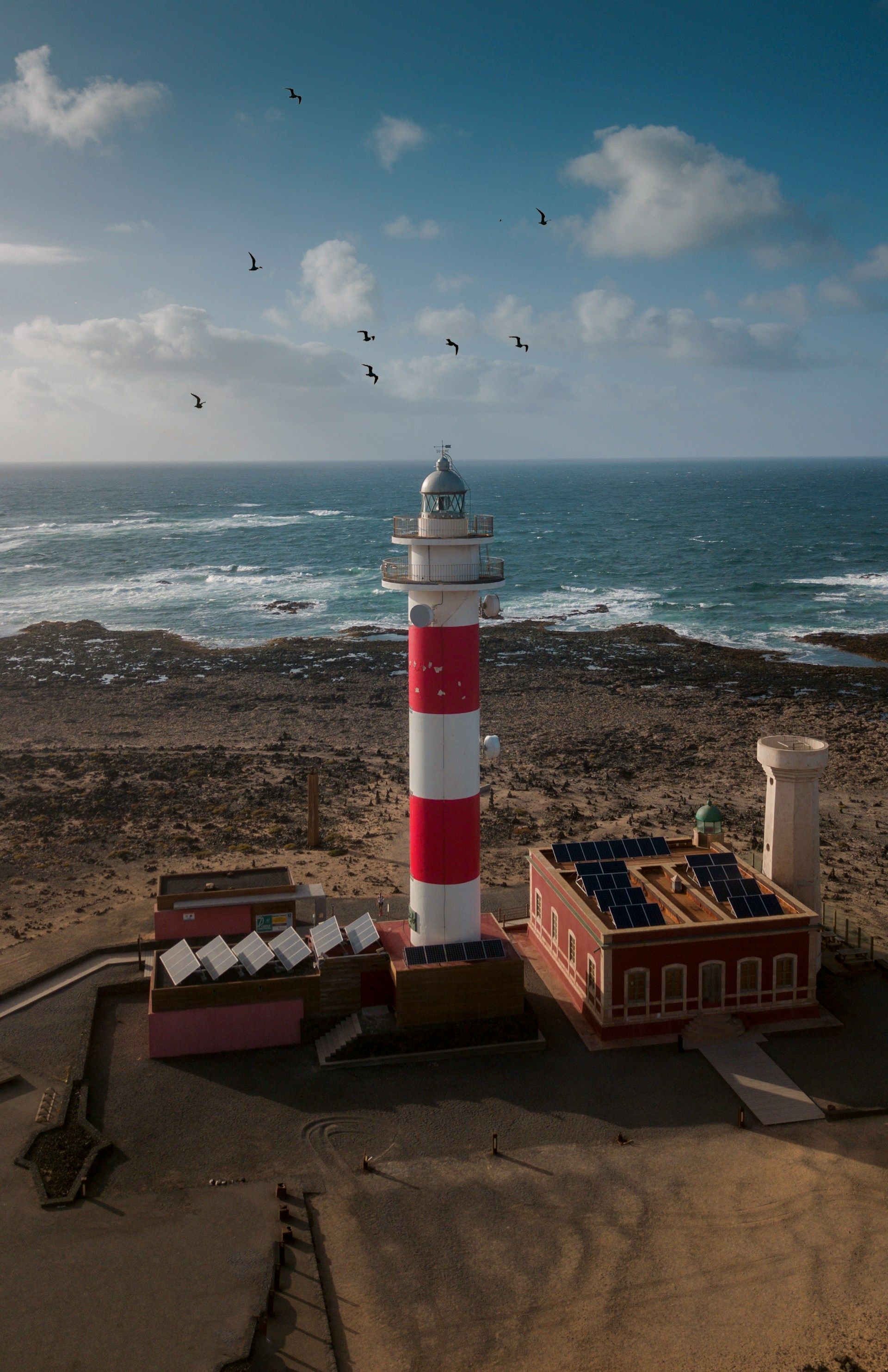 /api/cms/uploads/michael_baccin_e_1v_Z_Qqyzn4_unsplash_6c97b37b4e.jpg