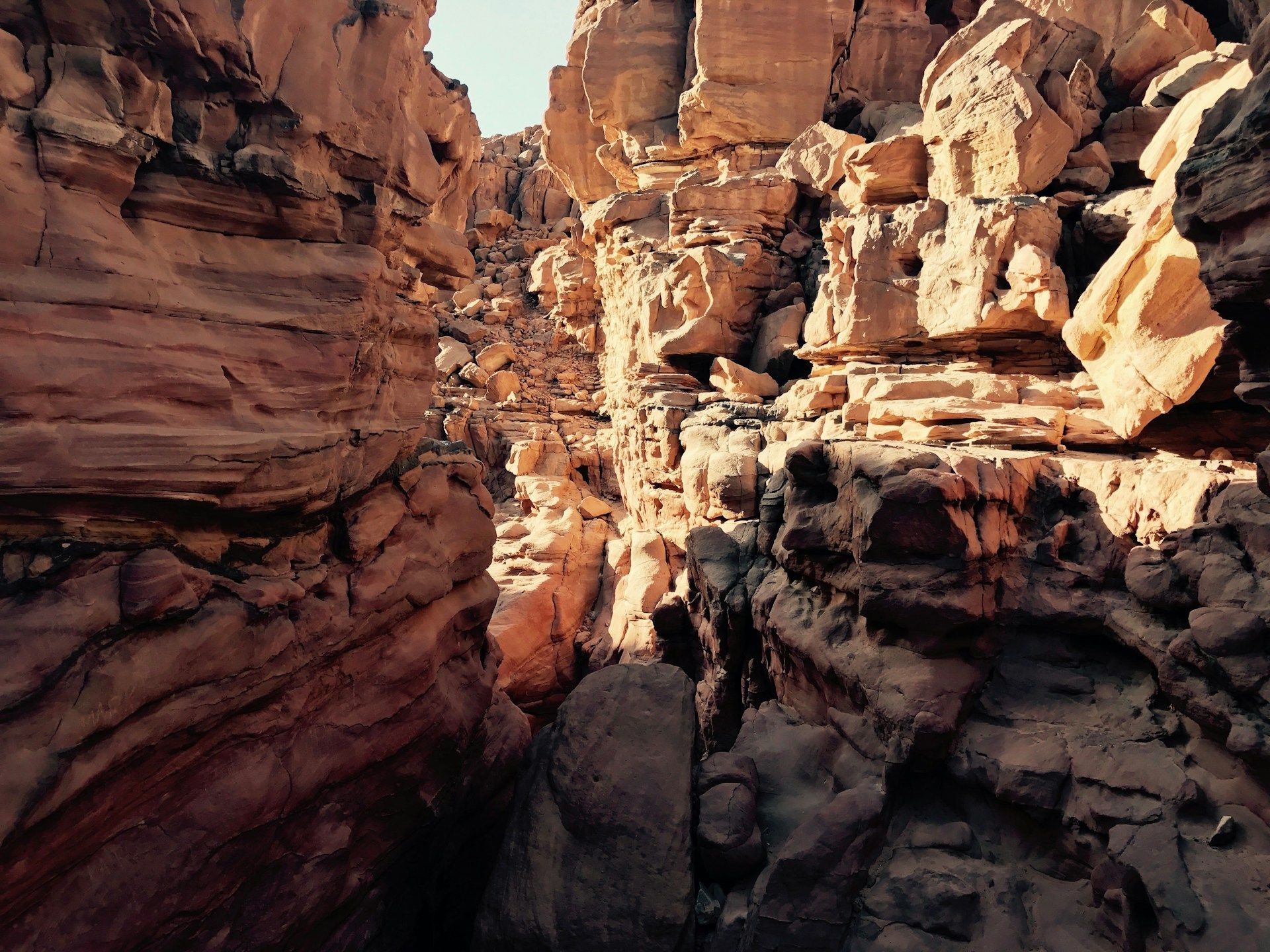 /api/cms/uploads/peter_nicola_9ex_Sr07_N_Yk_A_unsplash_ff283f863a.jpg