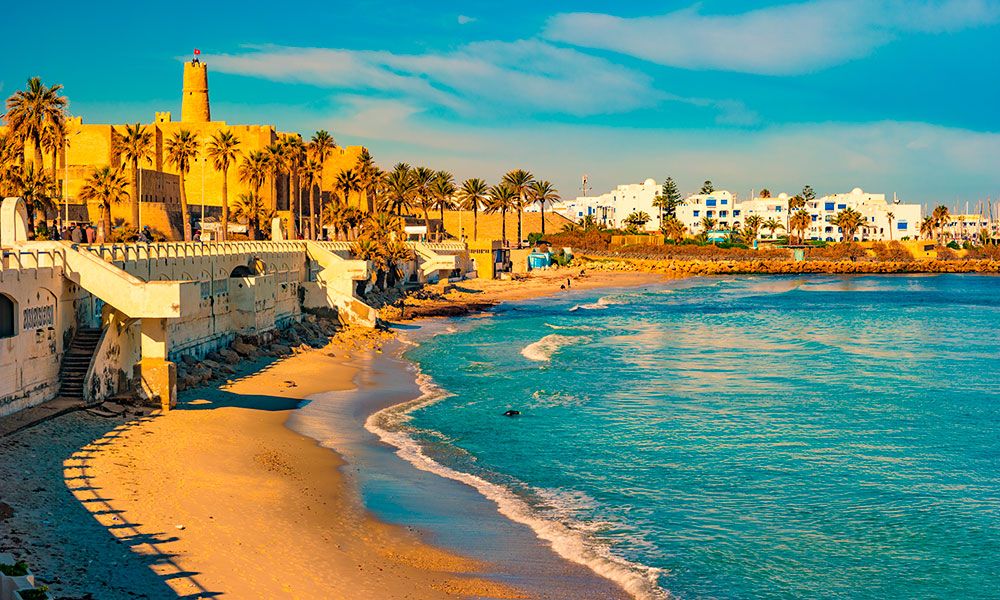 /api/cms/uploads/tunisia_monastir1_fa1329a742.jpg