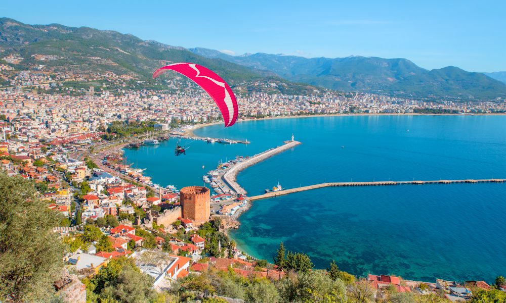 /api/cms/uploads/turkey_alanya_red_tower_701a0cb09b.jpg